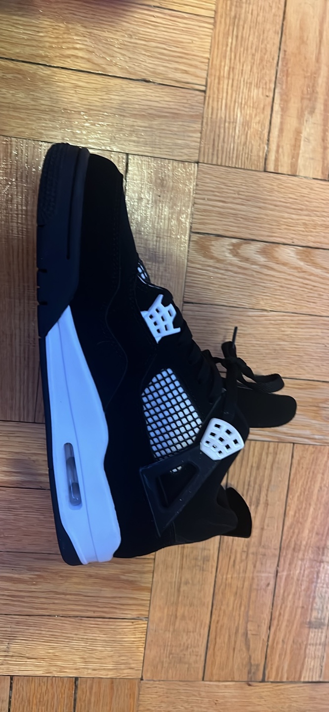 Air Jordan 4 Retro White thunders - photo 3