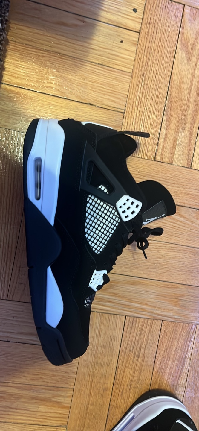 Air Jordan 4 Retro White thunders - photo 2