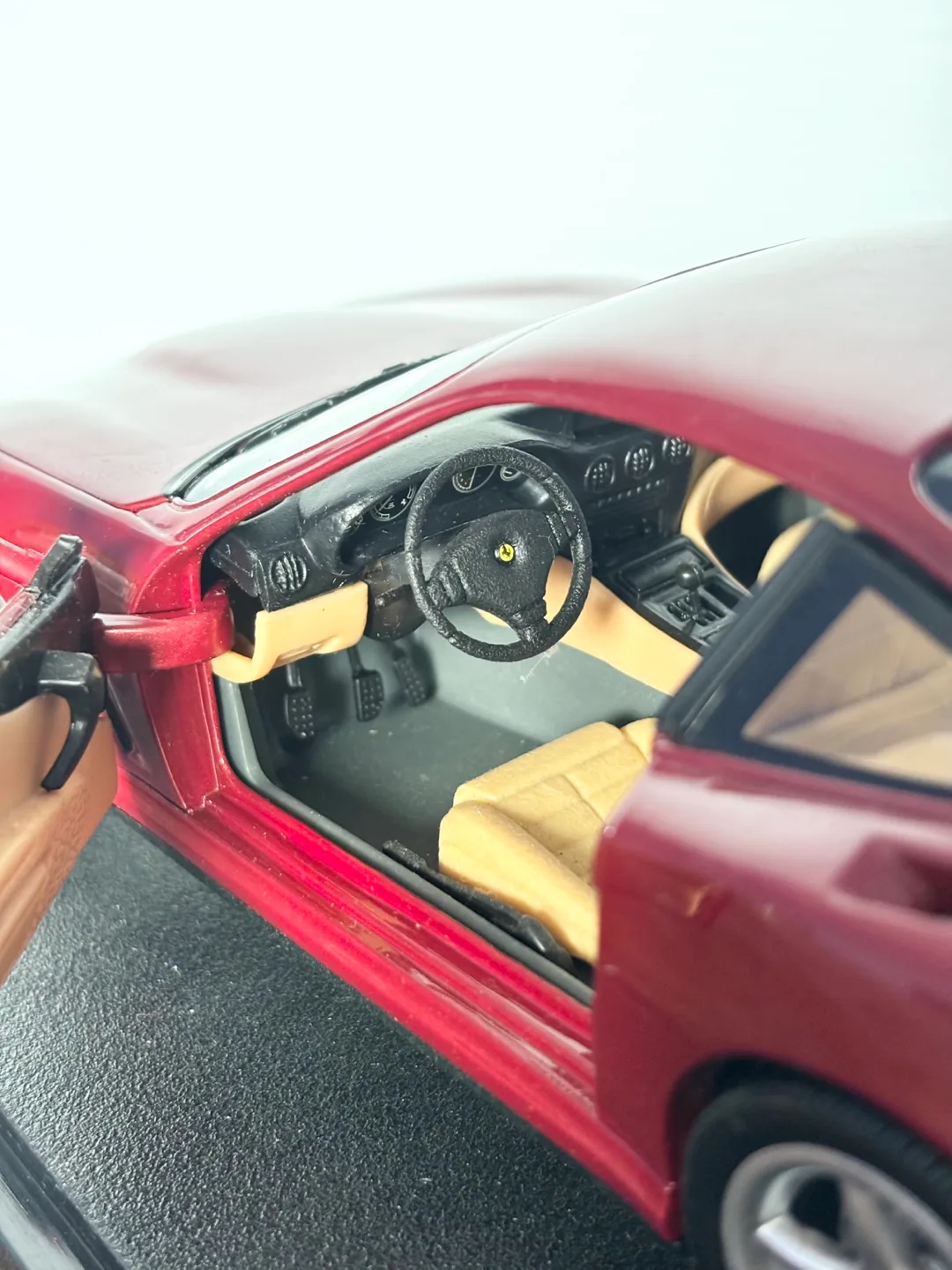 Hot wheels 1:18 Ferrari 550 Maranello image indicator(3)