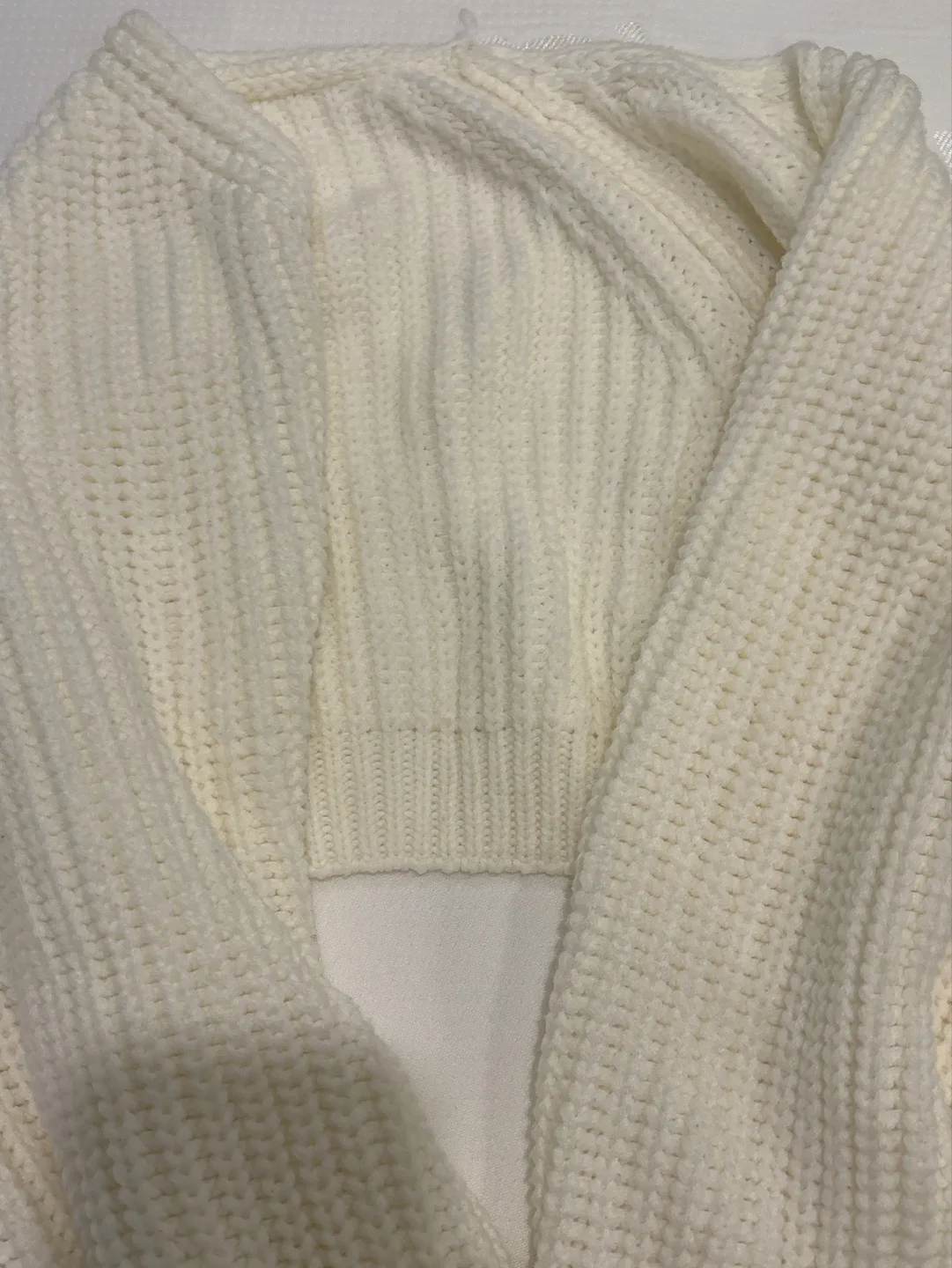 Cream-coloured Bolero Cardigan image indicator(2)
