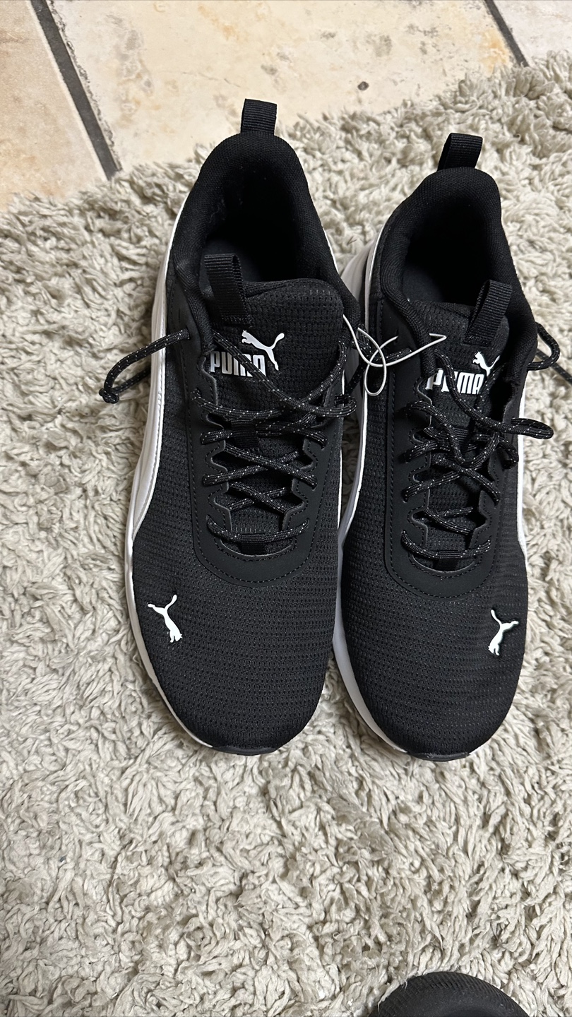 Puma men Black and White Running Shoes