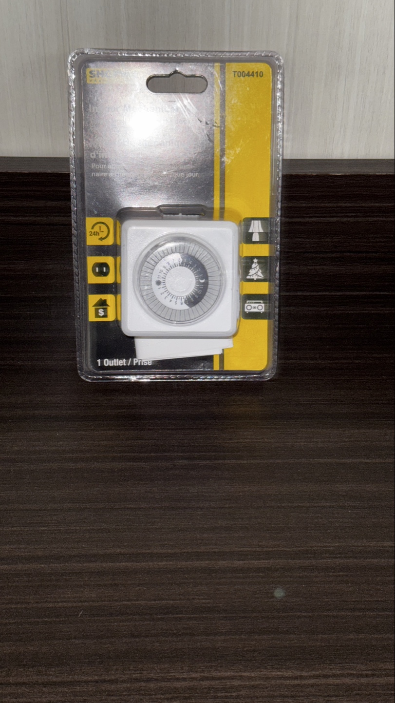New! 24-Hour Mechanical Timer Outlet