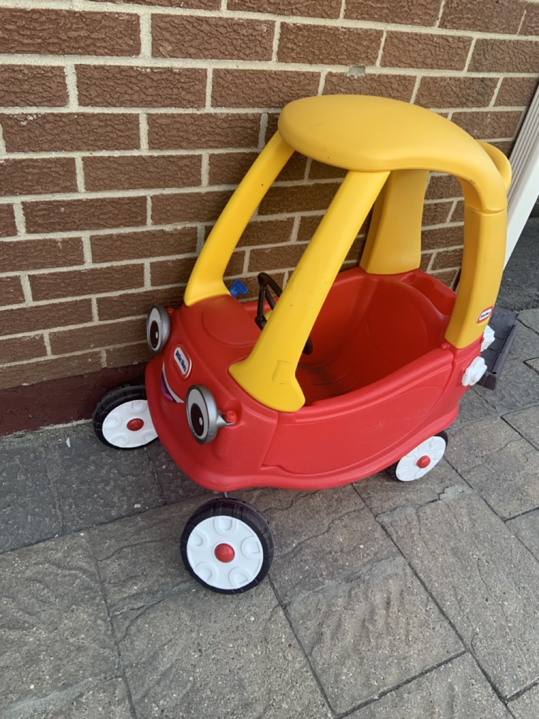 Little Tikes Cozy Coupe - photo 2