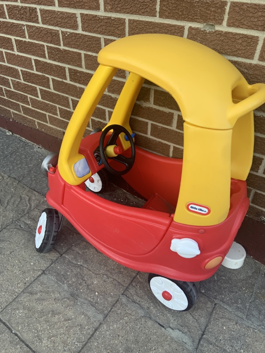 Little Tikes Cozy Coupe - photo 3