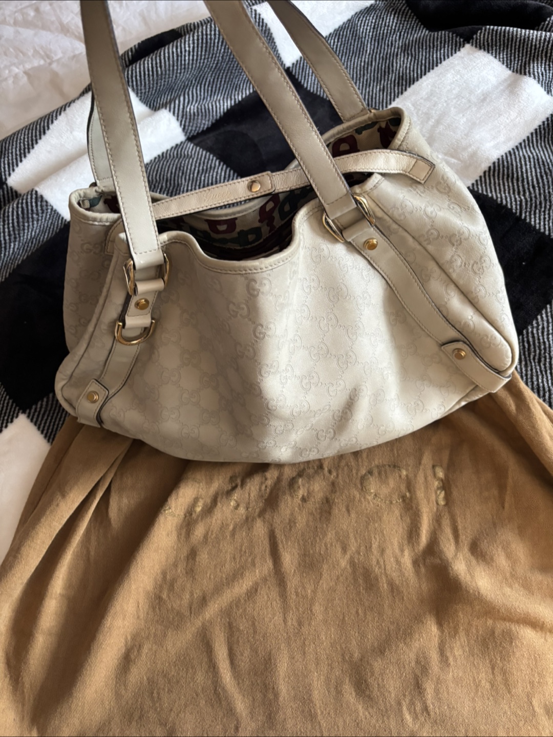 Authentic Gucci Off-White Leather Tote Bag