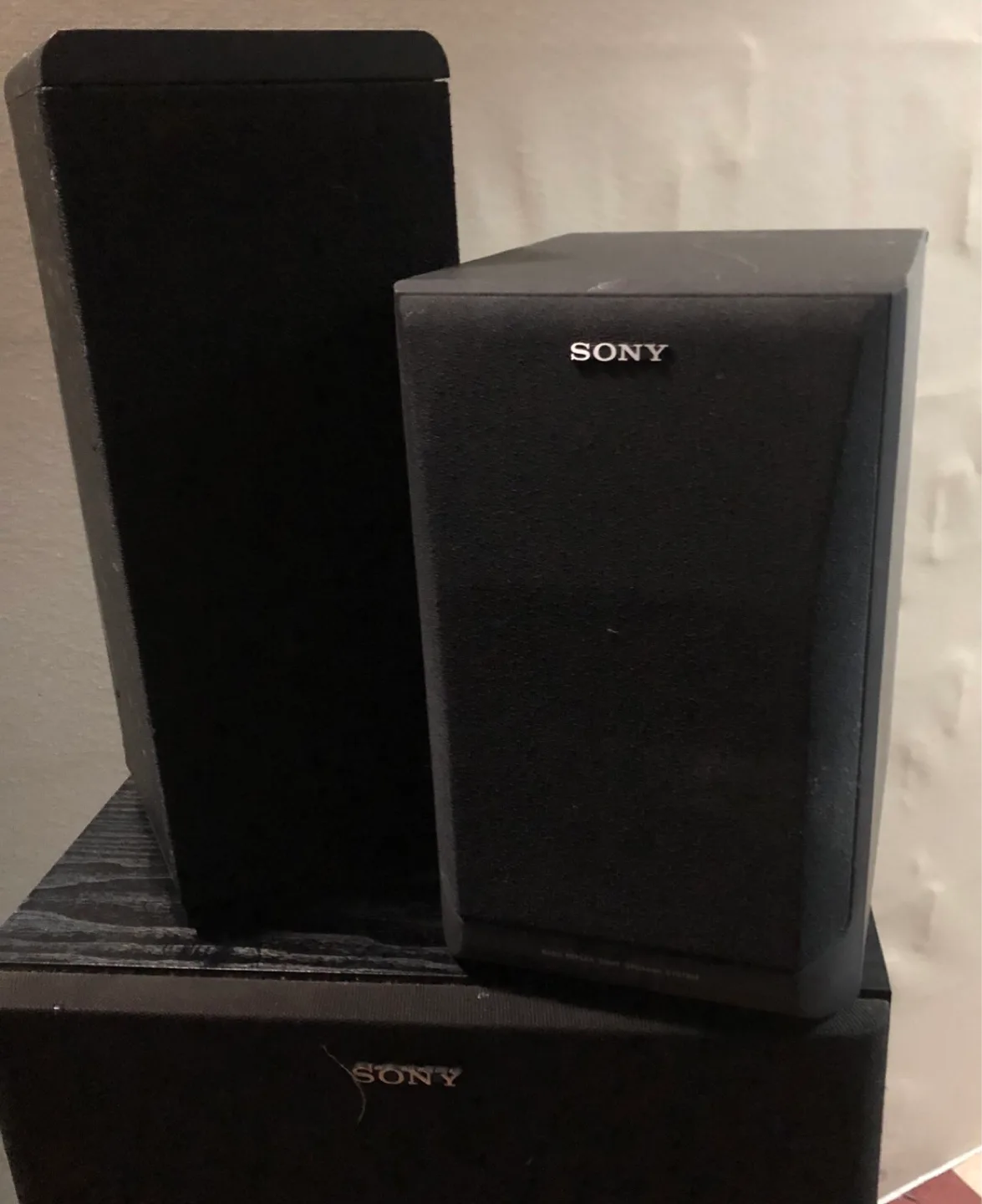 Sony SS-H1600 Speaker and subwoofer thumbnail