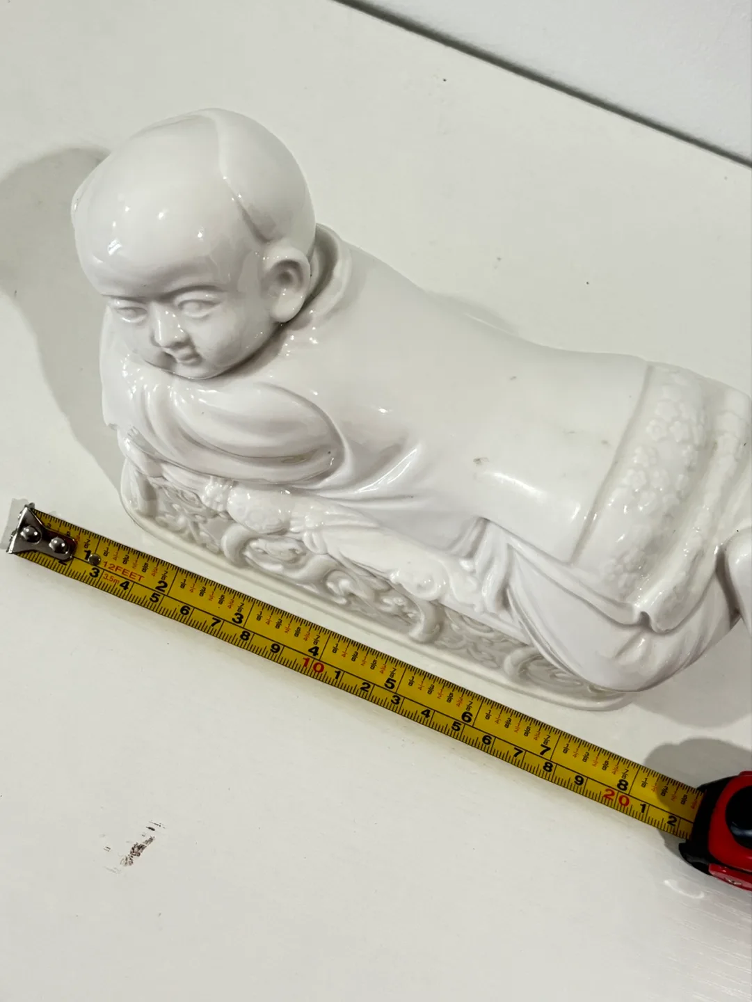 Blanc de chine pillow boy candle  / trinket image indicator(5)