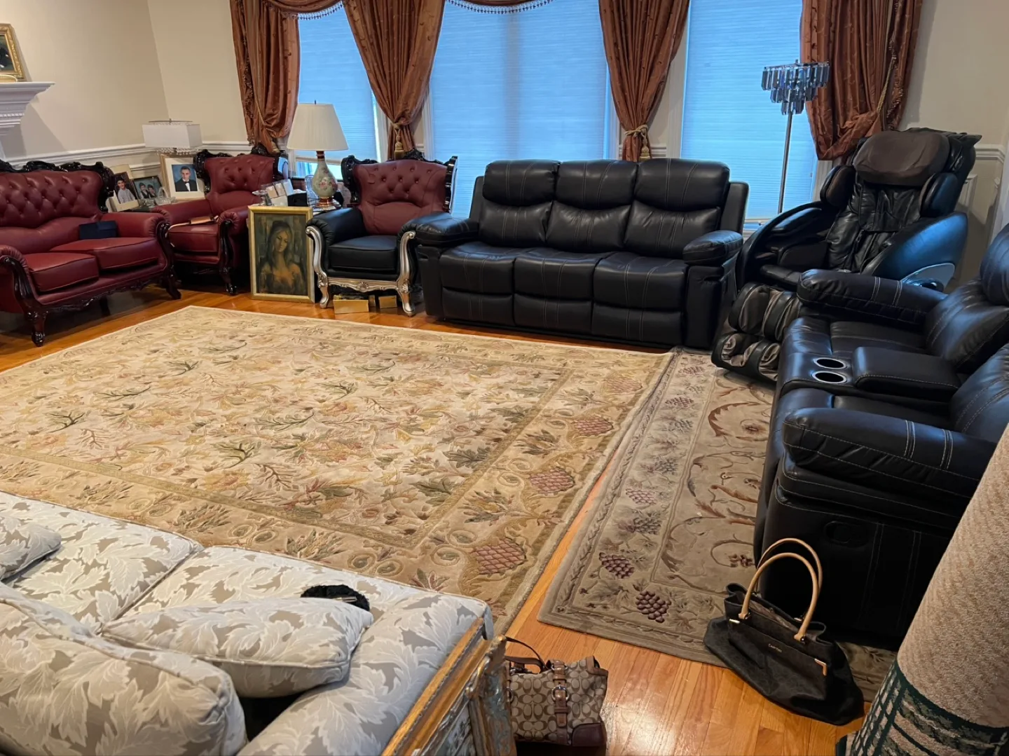 Beautiful Gold Framed Paintings & Wall Art image indicator(7)