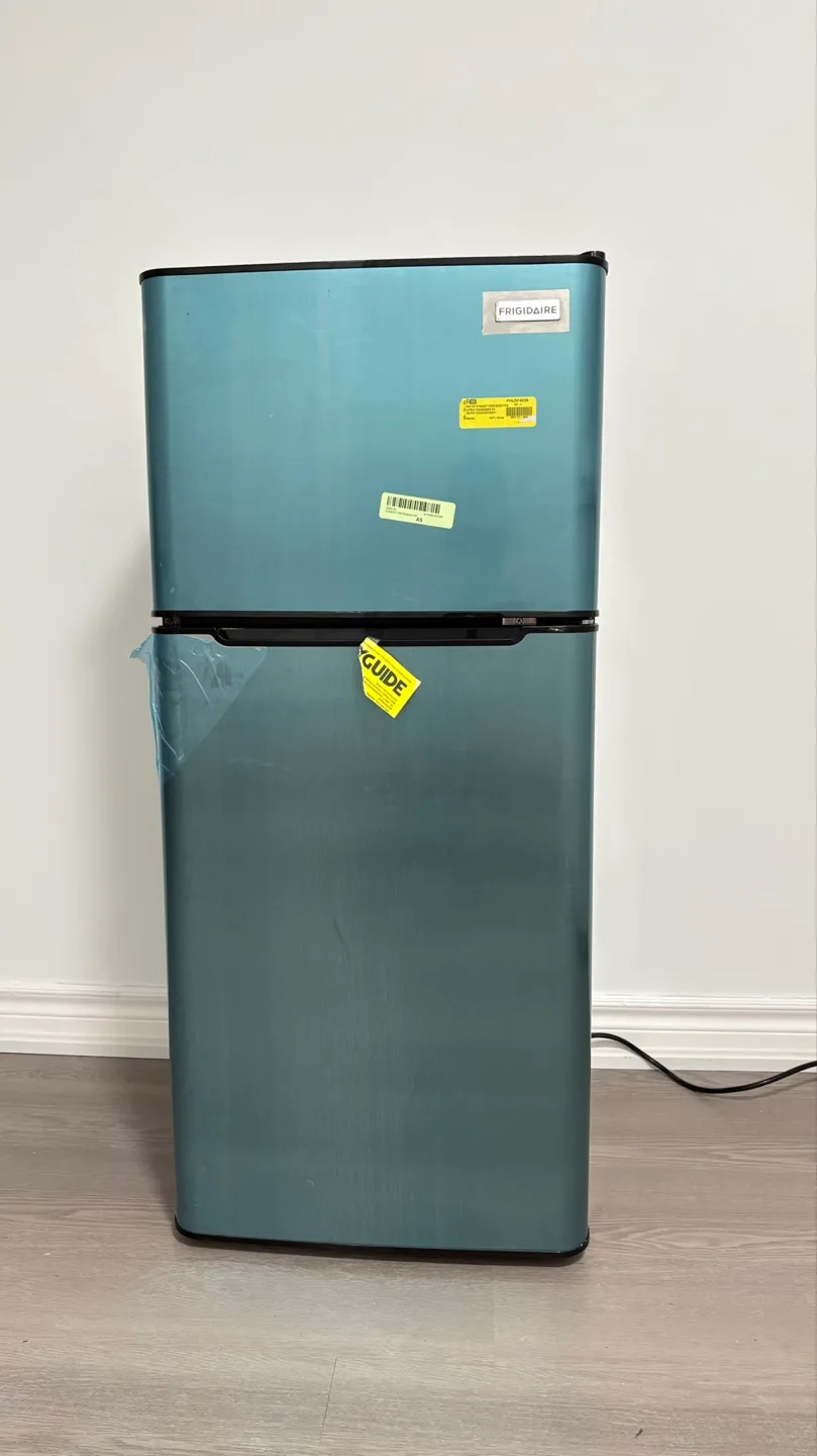 Frigidaire 4.5 cu. ft. Compact Refrigerator - Teal thumbnail