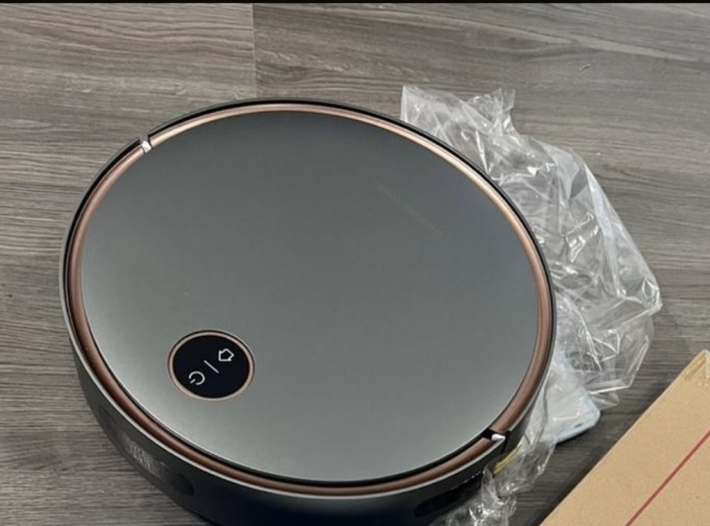 Moving Sales - Robot Vacuum Cleaner