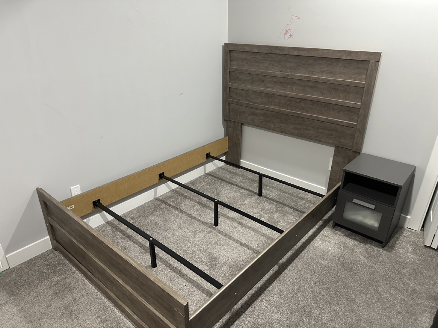 Twin-size bed frame with headboard and mattress - photo 2