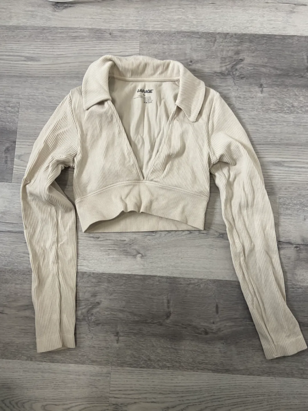 Garage Ribbed Collared Crop Top thumbnail