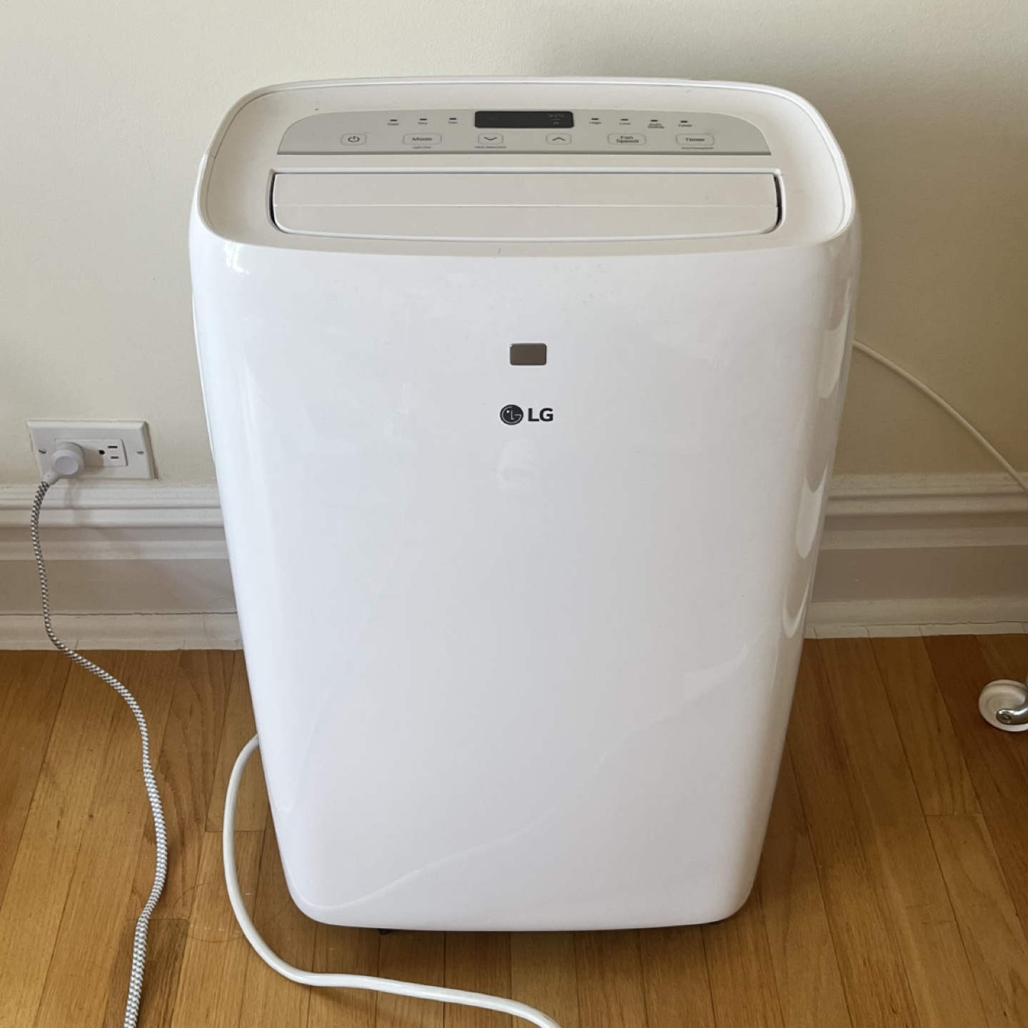 LG Portable Air Conditioner