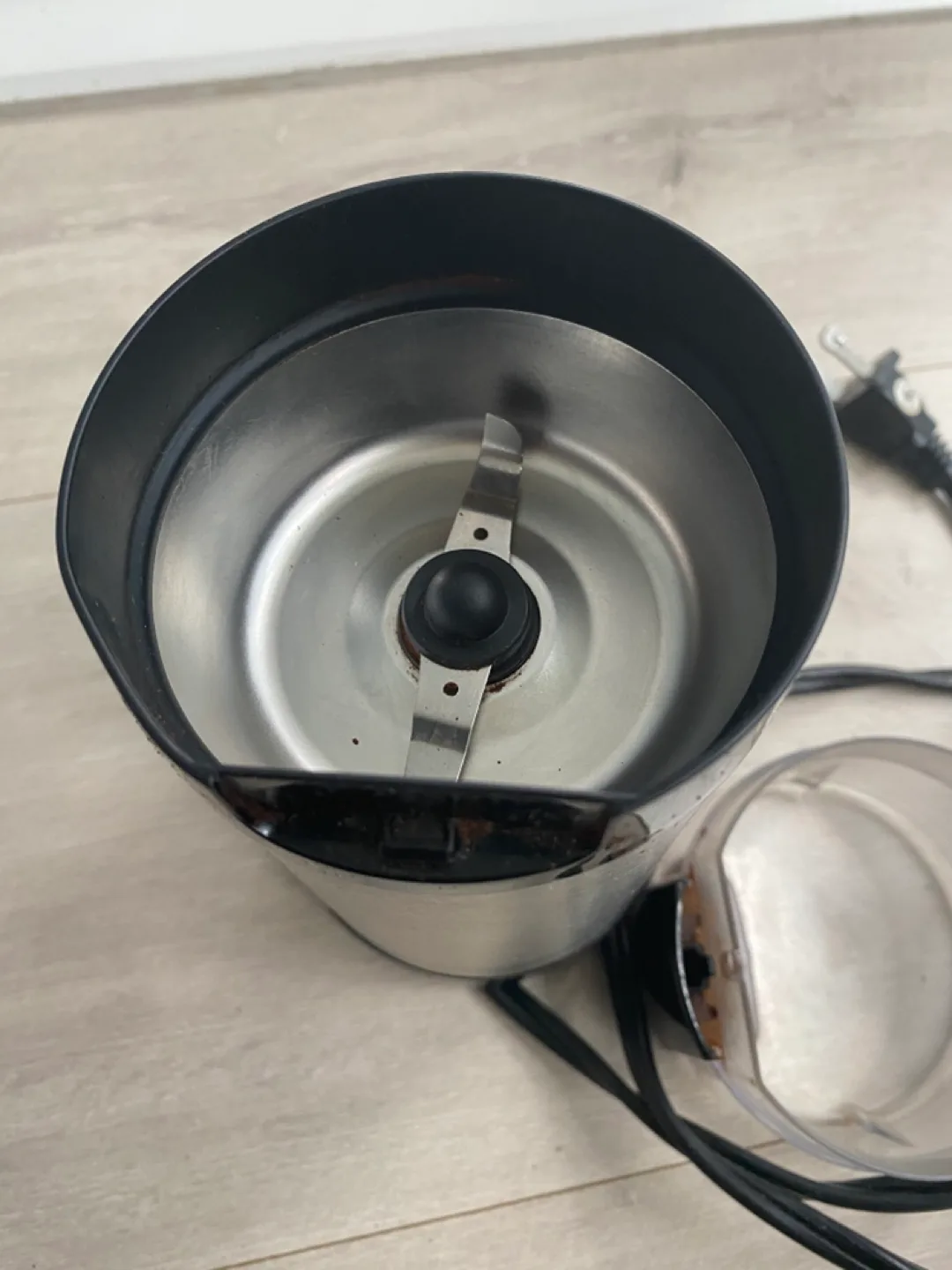 Black & Decker Electric Coffee/Spice Grinder image indicator(2)