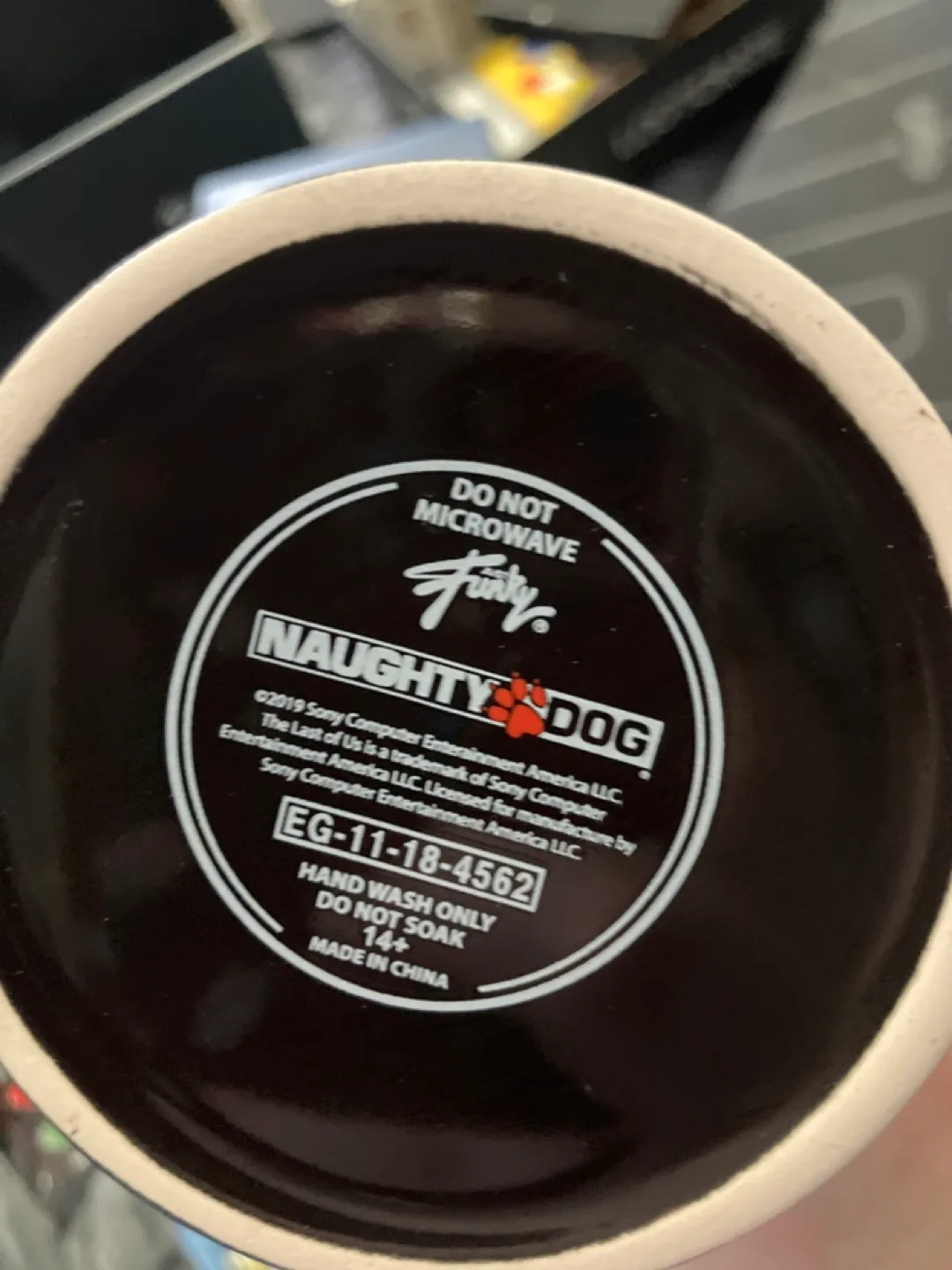 The Last of Us Firefly Mug image indicator(4)