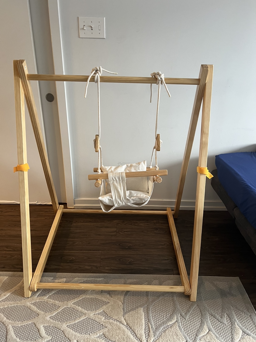 Wooden Baby Swing Stand with Hanging Seat