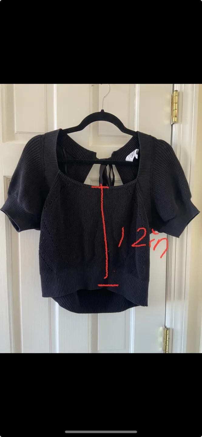 & Other Stories Black Knit Crop Top image indicator(3)