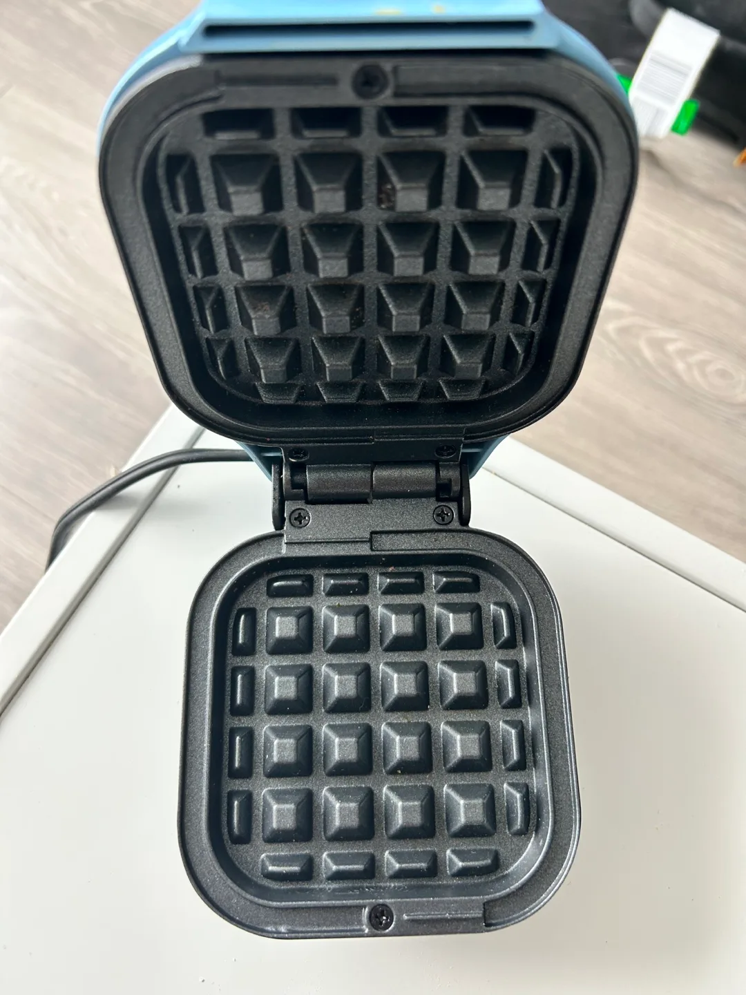 Rise by Dash Mini Waffle Maker - 4-inch image indicator(3)