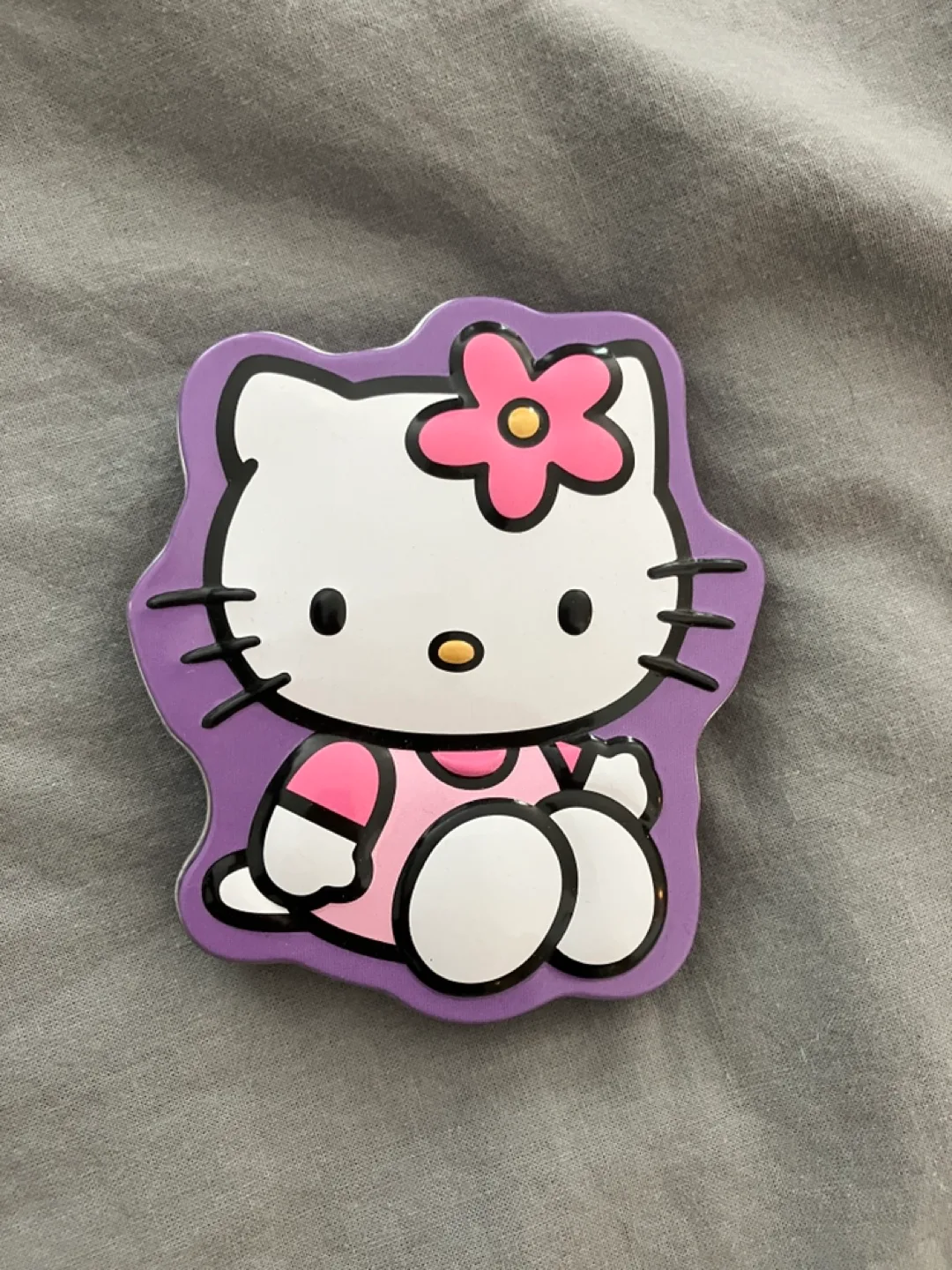 Hello Kitty Magnetic Game Book with Tin image indicator(3)