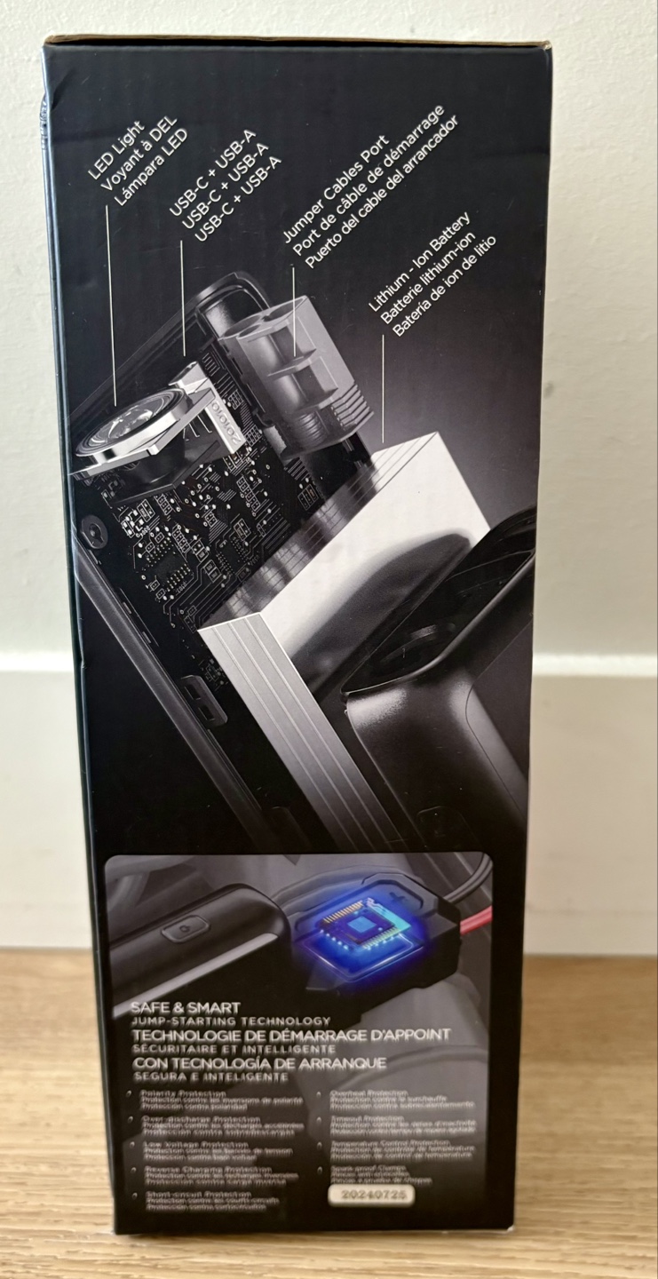 TYPES Jump Starter & Portable Power Bank - photo 3