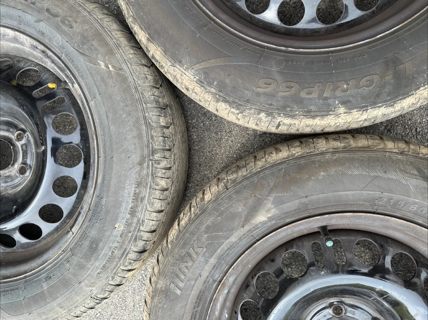 Set of 4 ILINK Summer Tires with Rims image indicator(4)