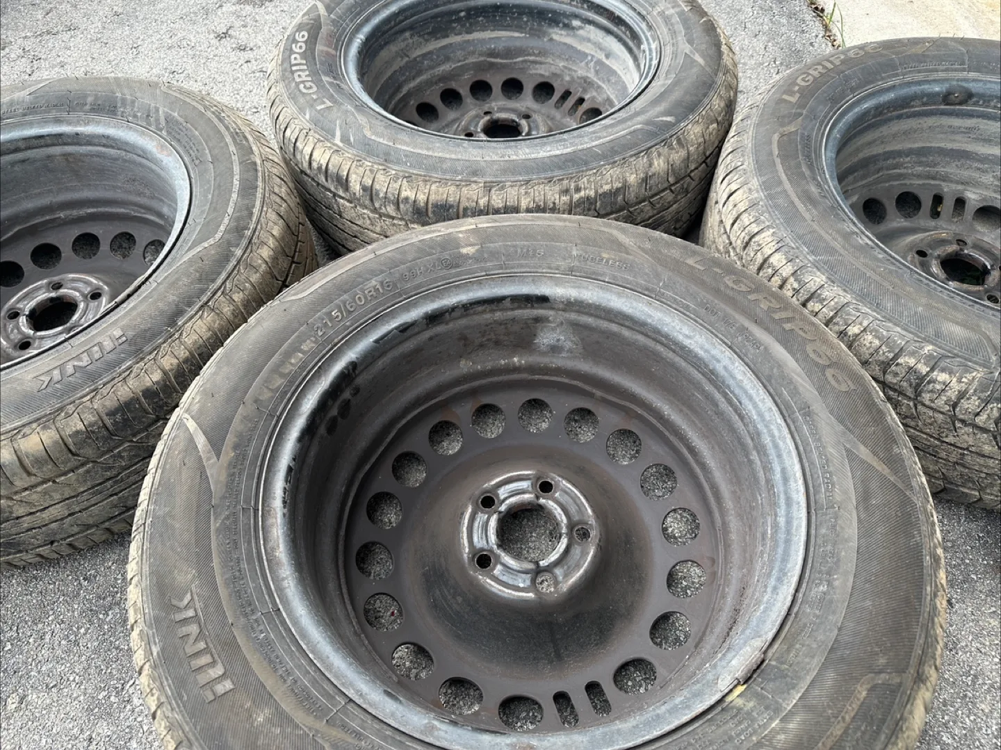 Set of 4 ILINK Summer Tires with Rims image indicator(7)