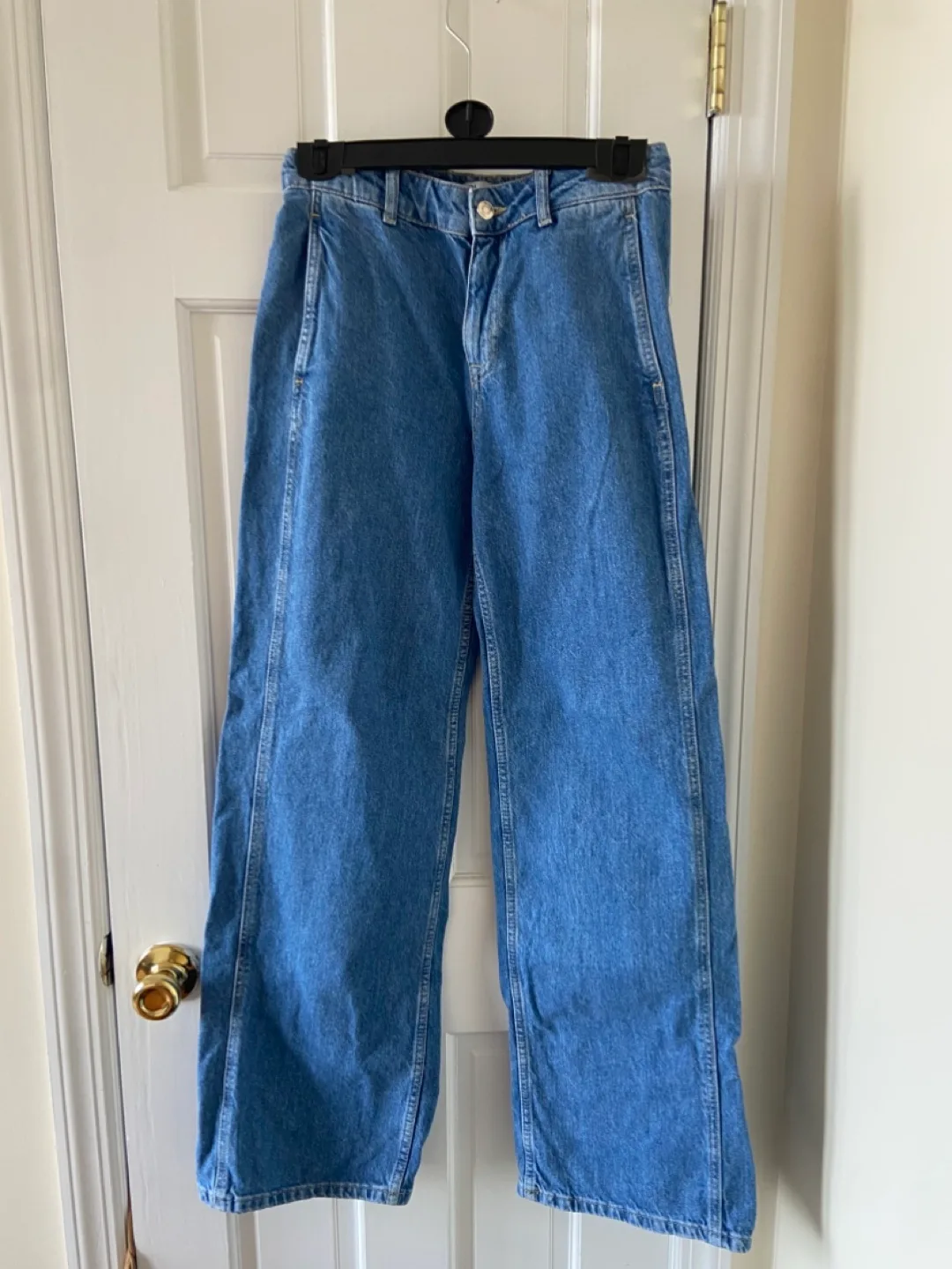 Zara High Rise Z1975 Straight Leg Jeans image indicator(2)