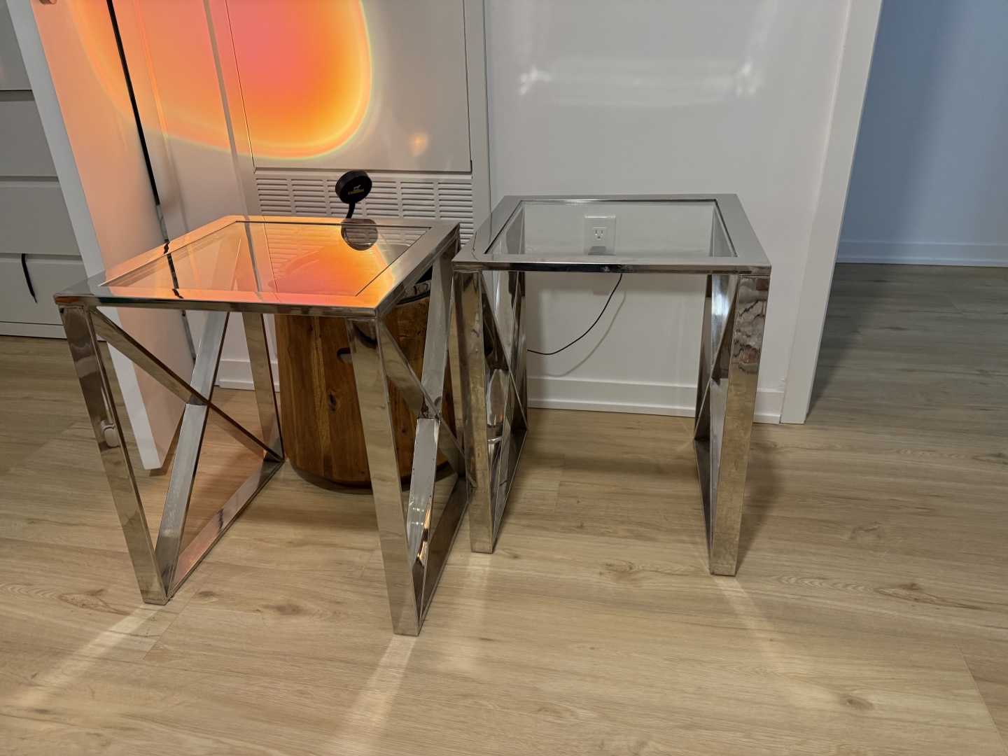 Pair of Modern Glass and Chrome End Tables - photo 2