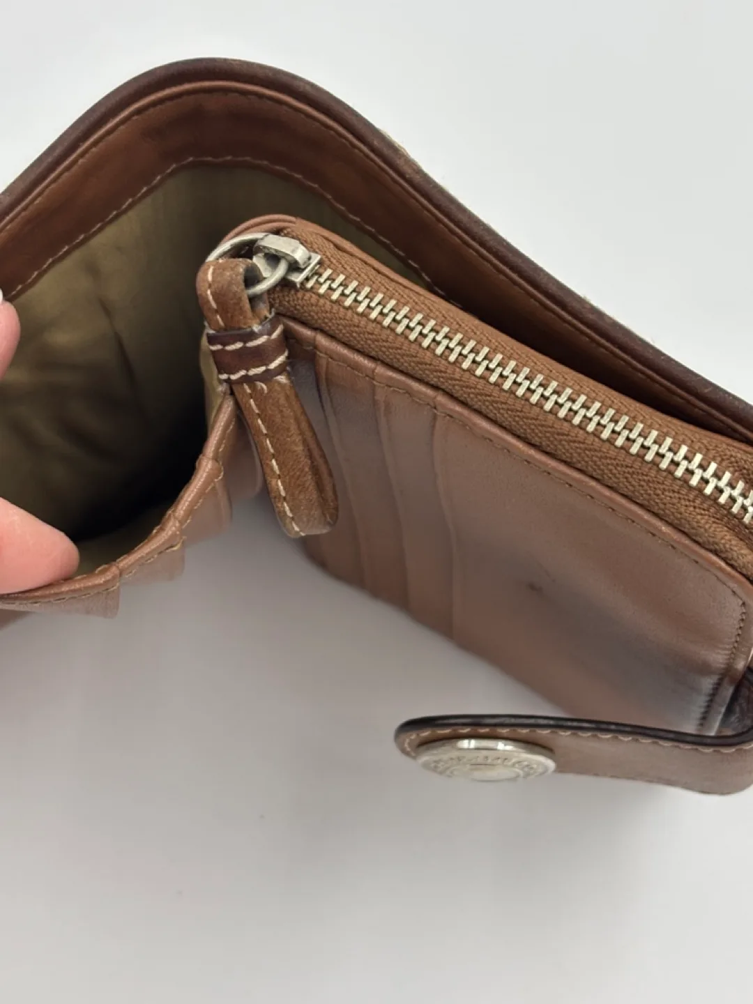 Coach Brown Leather  Wallet image indicator(3)