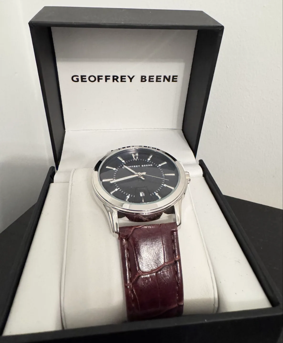 ⌚️ Geoffrey Beene Men's Watch Brown Leather Band image indicator(5)