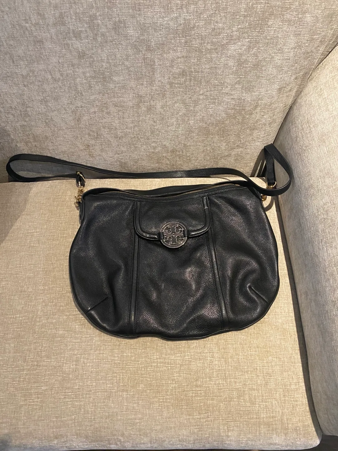 Tory Burch Black Leather Shoulder Bag image indicator(3)