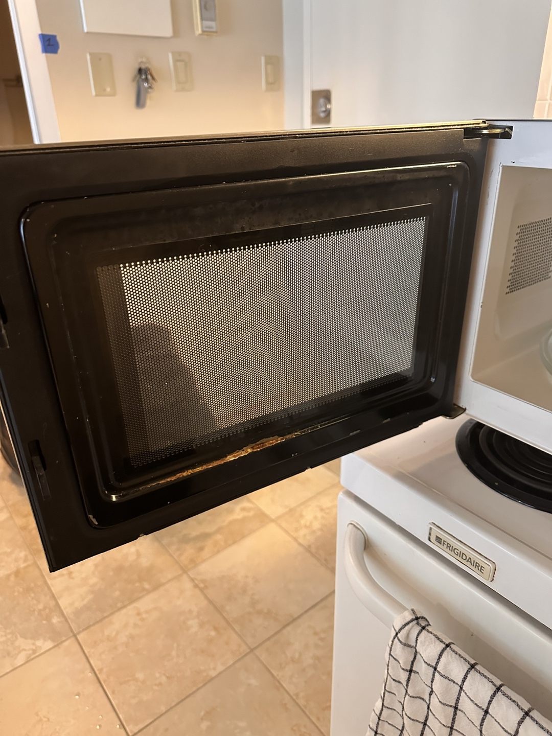 Sylvania Microwave - Stainless Steel - photo 3