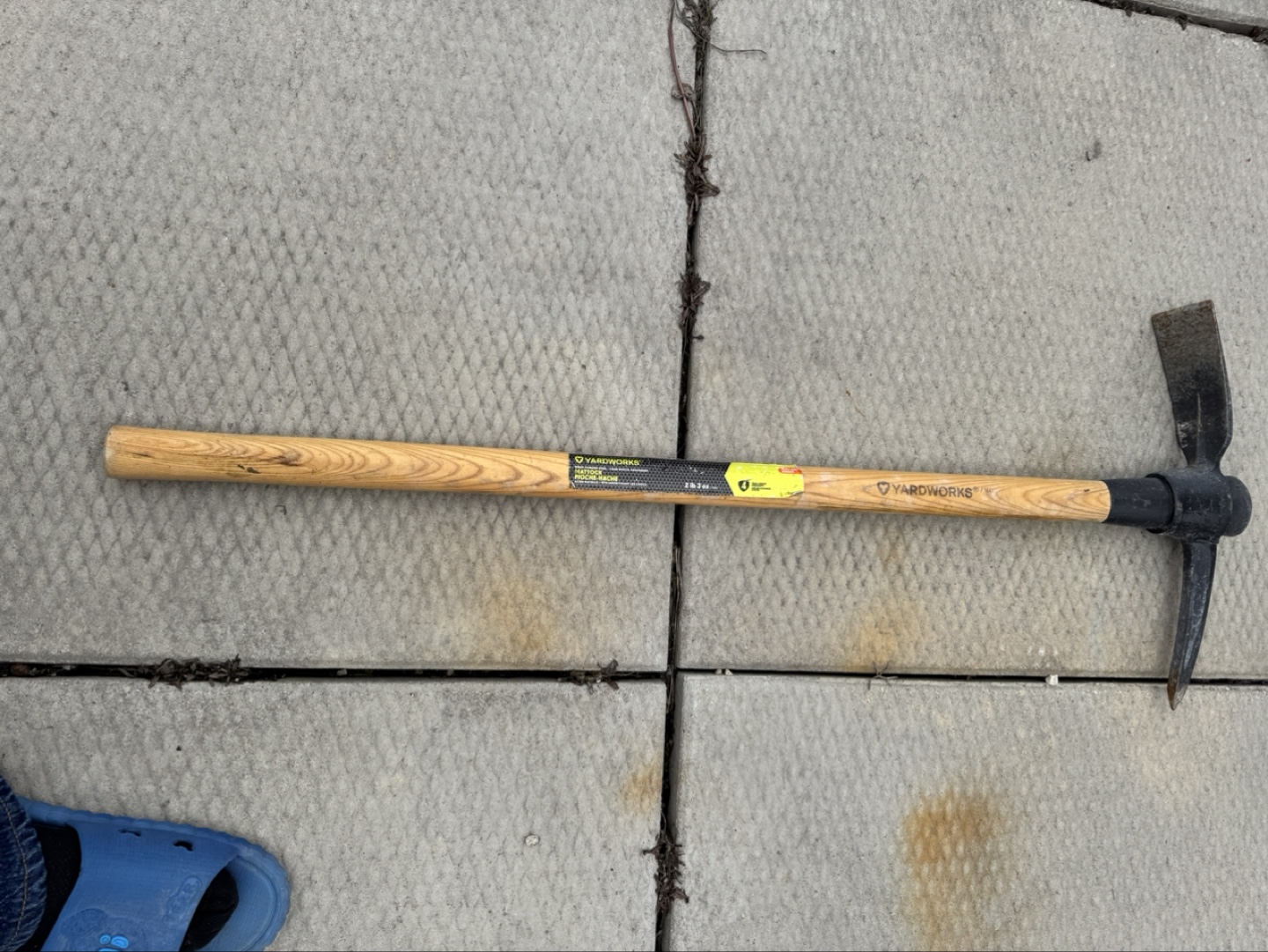 Yardworks Mattock