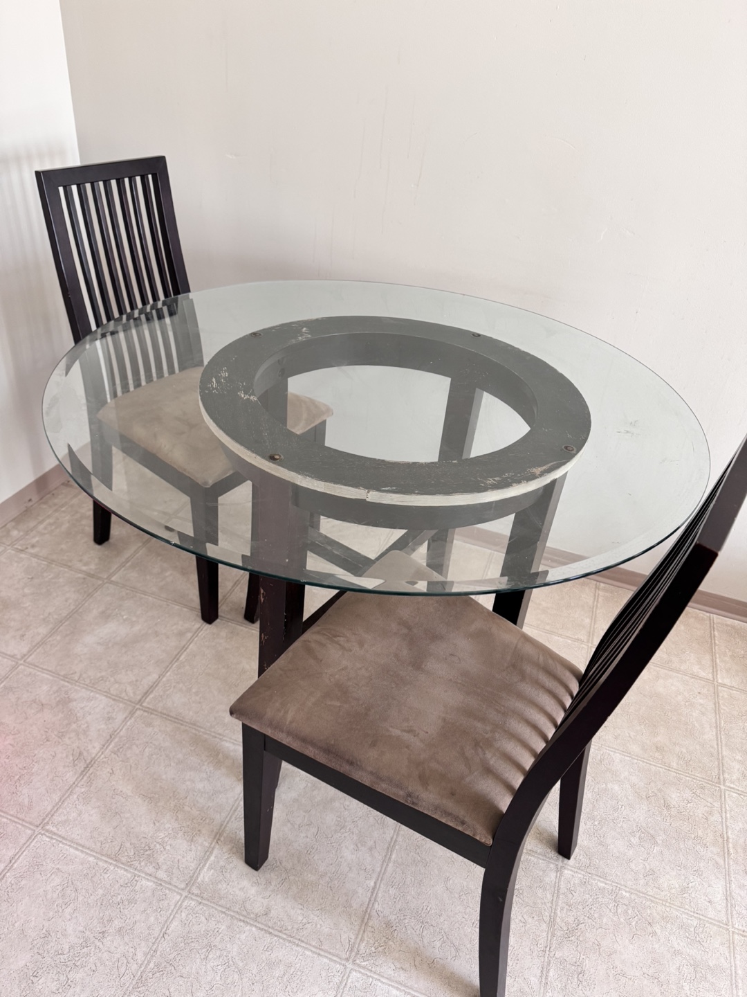 Glass-top dining table set with two chairs - photo 3