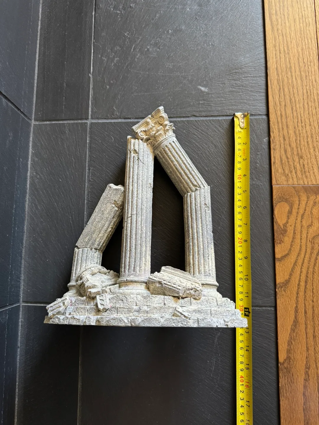 Aquarium Ornament Bundle: Castles, Ruins, Tree & More! thumbnail