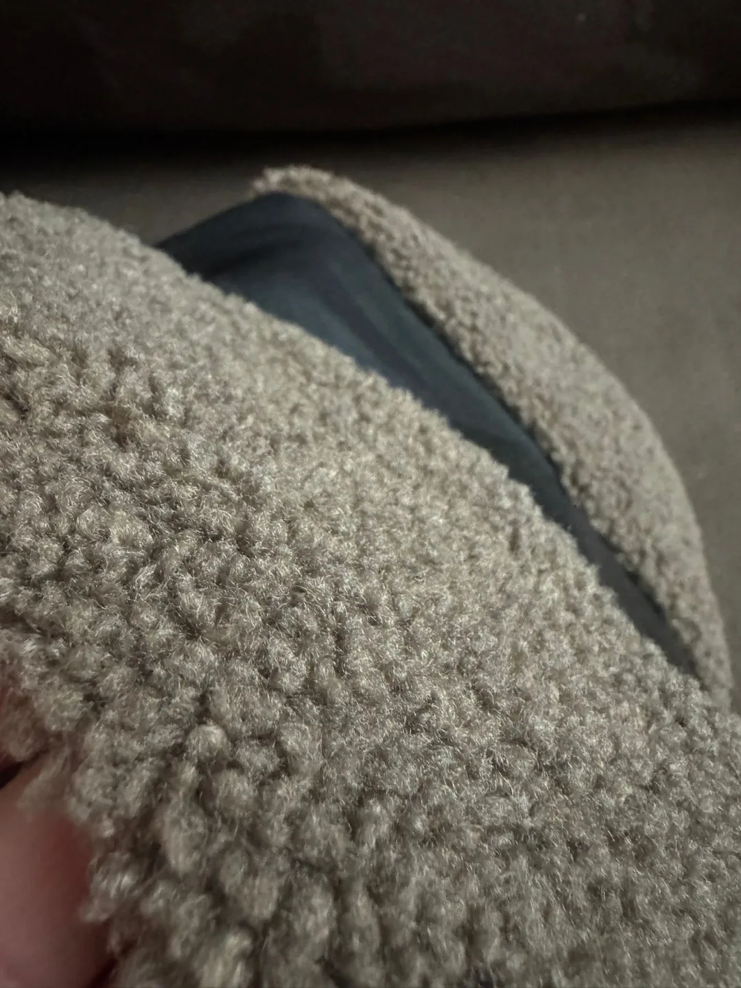 Fuzzy Brown Shoulder Bag image indicator(2)