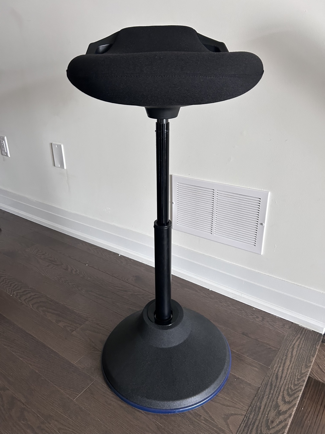 Adjustable Height Saddle Stool - Ergonomic Office Chair - photo 3