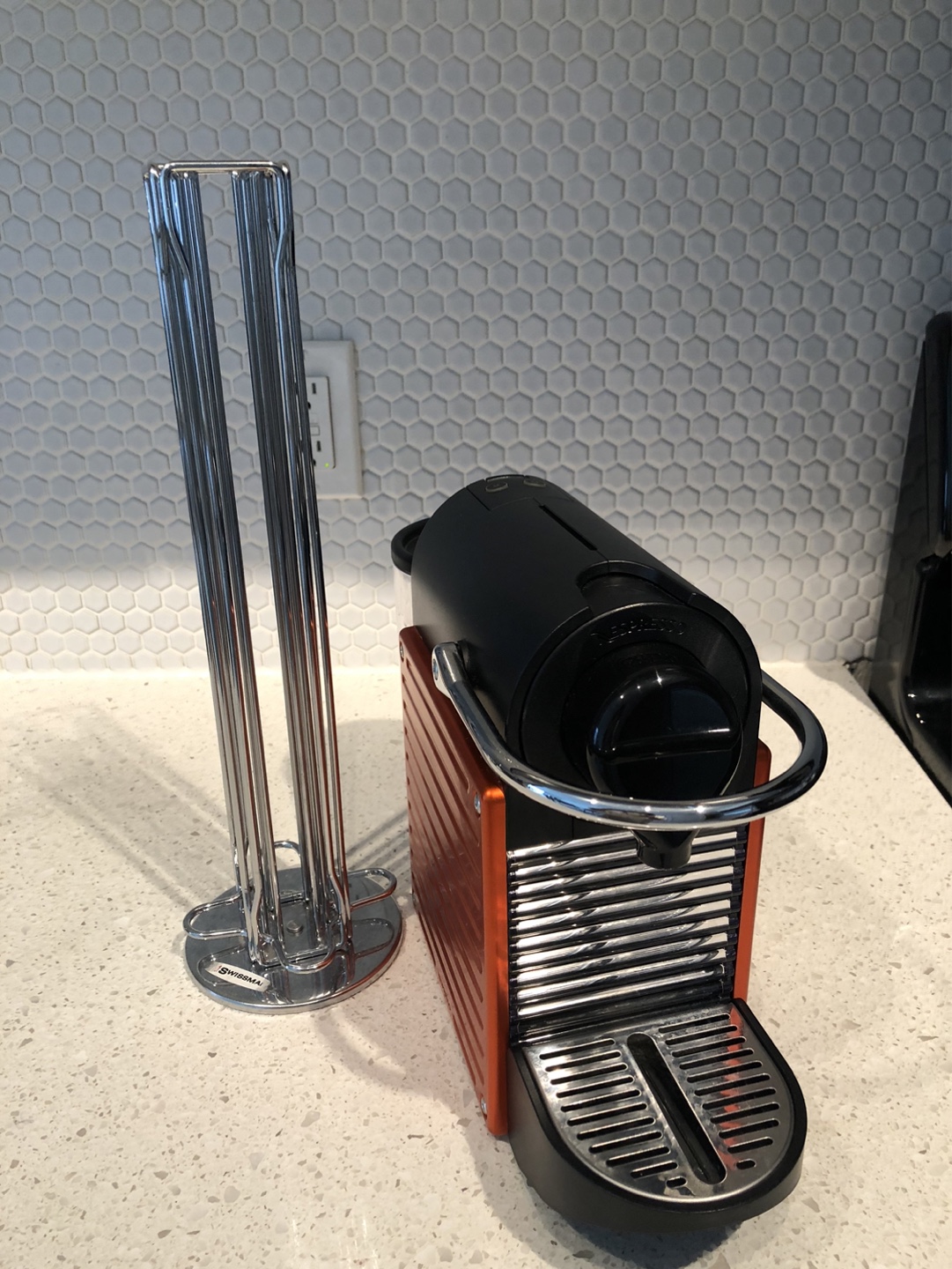 Nespresso Pixie Espresso Machine with Swigomal Pod Holder