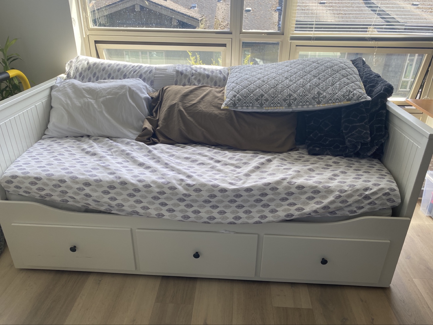 IKEA Hemnes Day Bed with 3 Drawers - photo 2