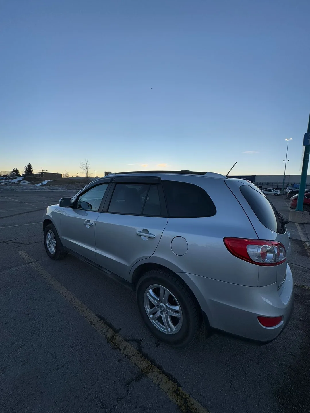 2012 Hyundai Santa Fe Silver AWD v6 3.5L image indicator(8)