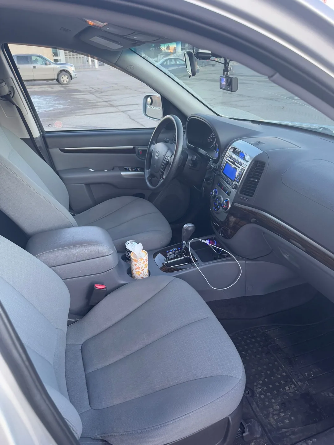 2012 Hyundai Santa Fe Silver AWD v6 3.5L image indicator(9)