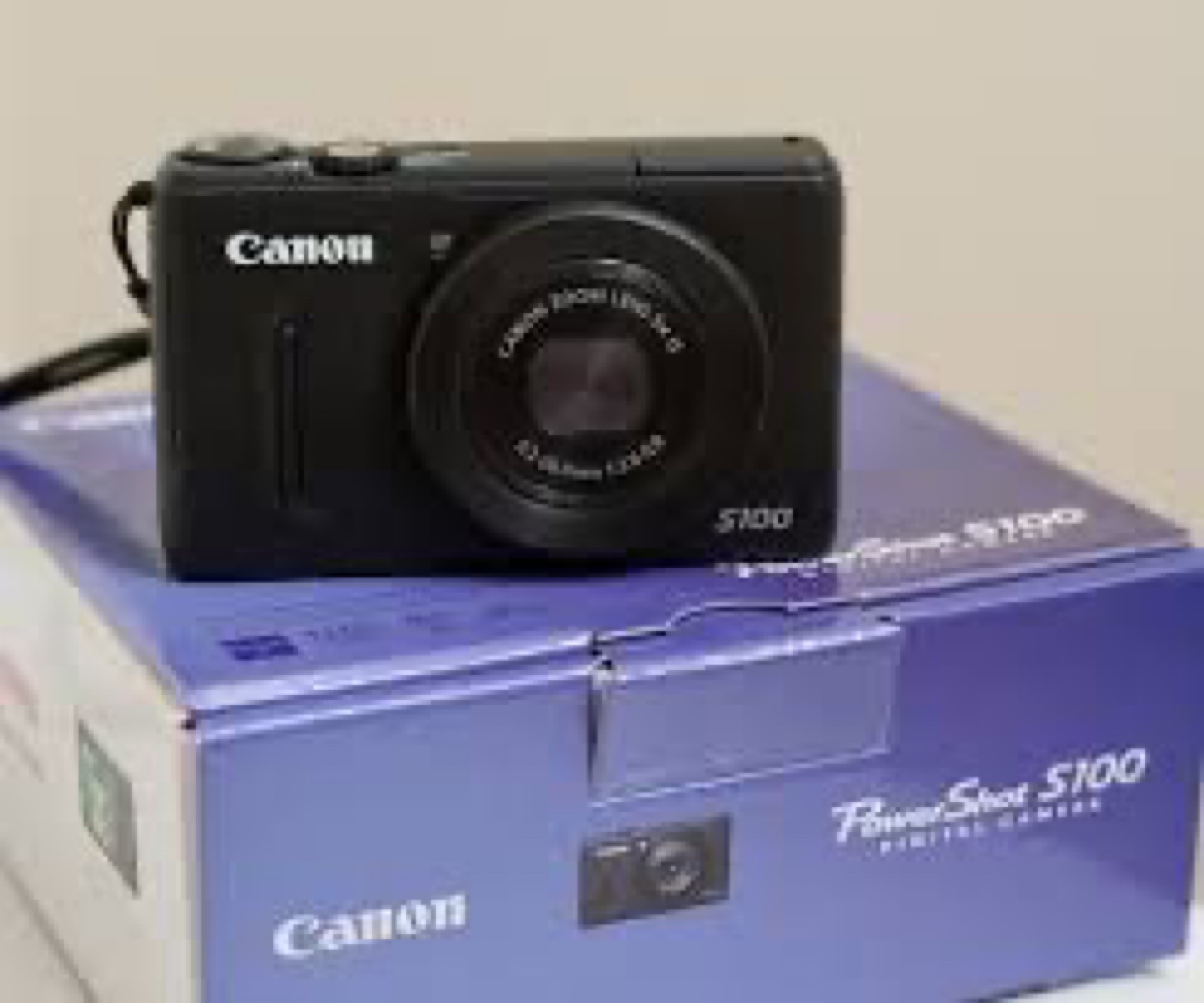 Canon PowerShot S100 Digital Camera