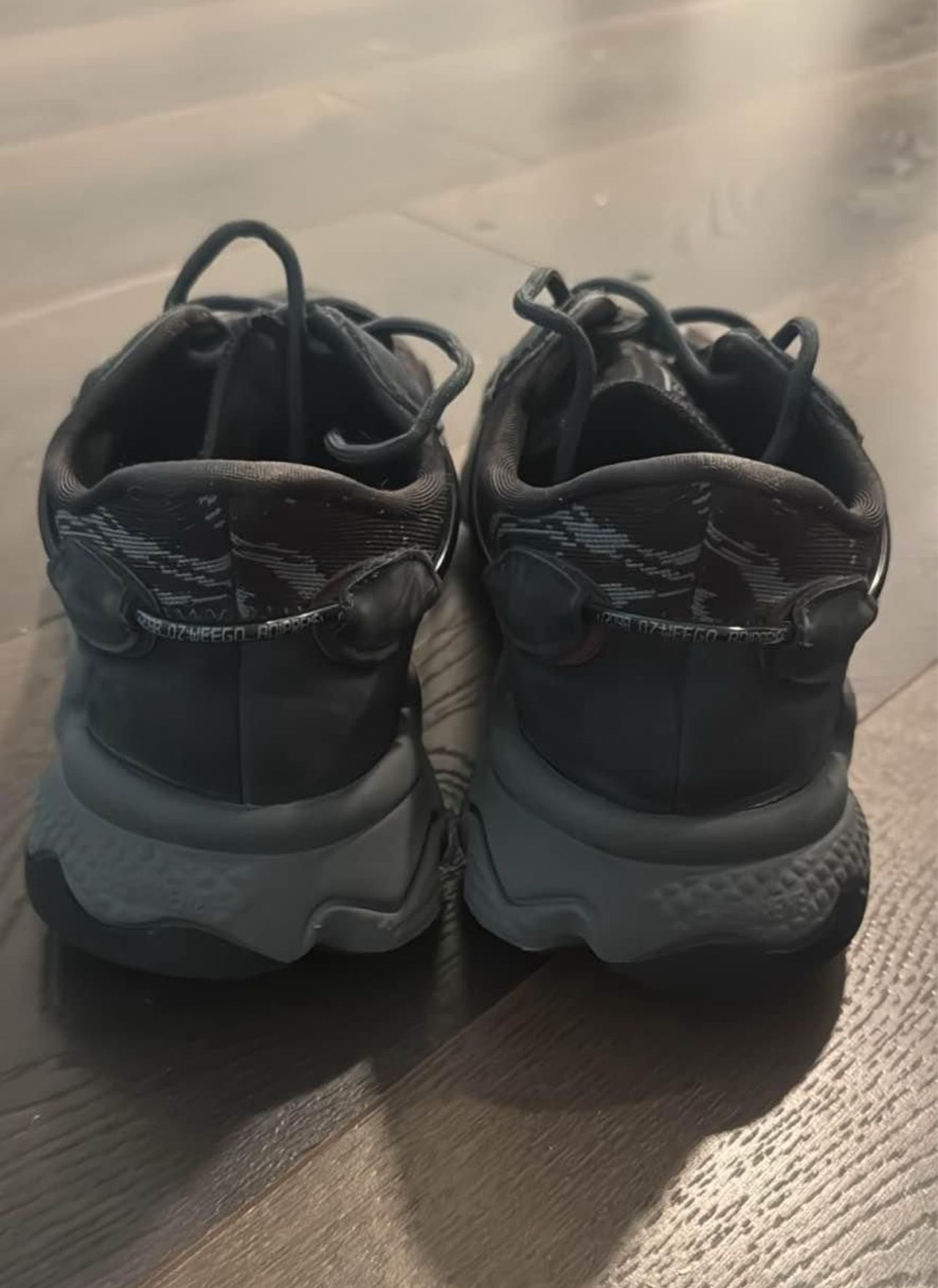 Adidas Ozweego Shoes - Size US 7 - photo 4