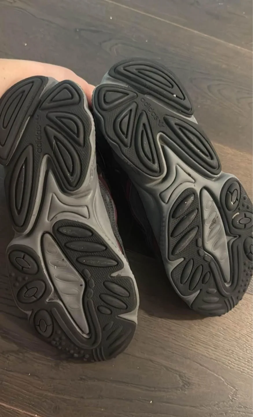 Adidas Ozweego Shoes - Size US 7 image indicator(3)