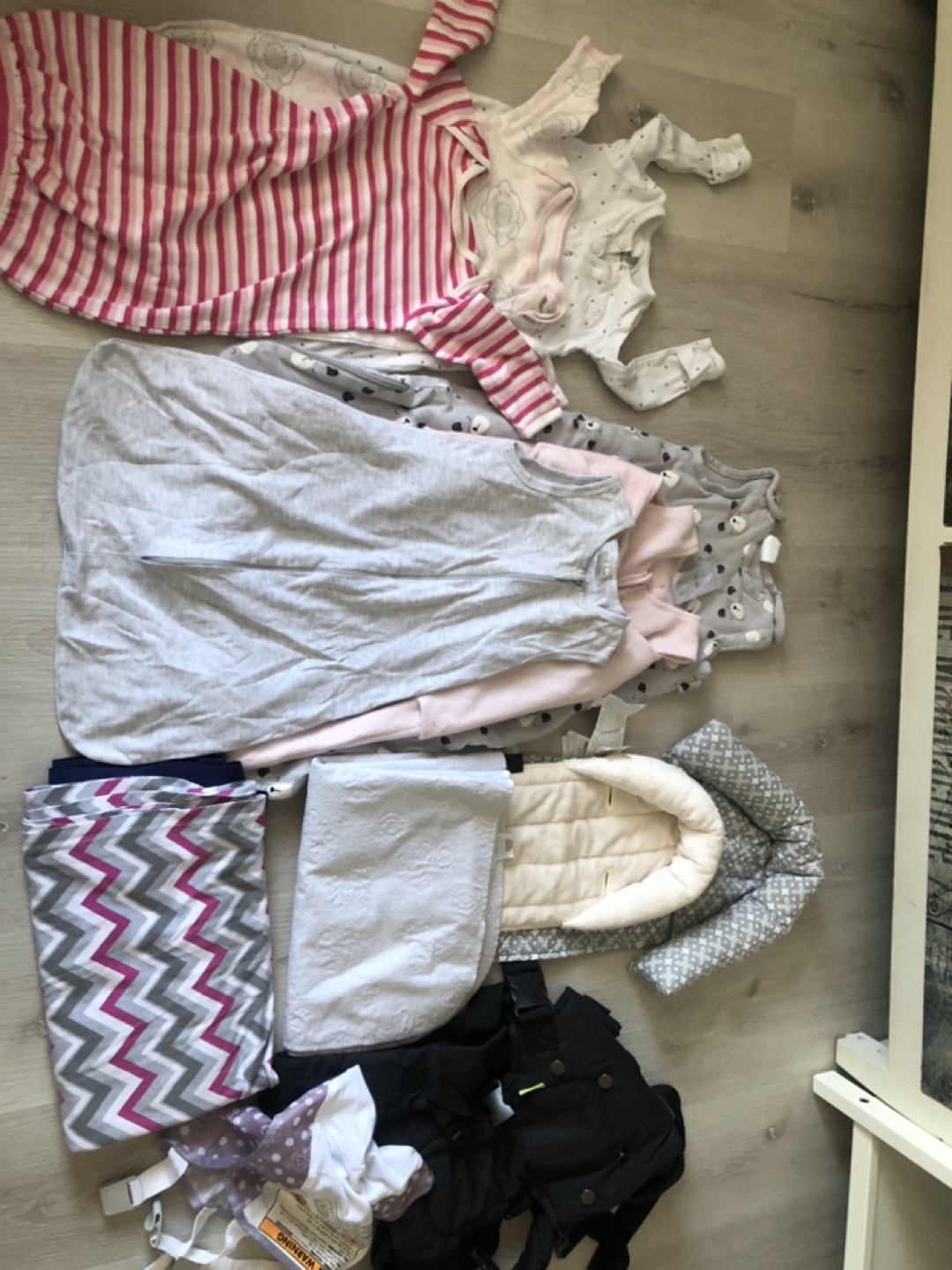 Baby Girl Accessories Bundle - Newborn to 3 Months - photo 5
