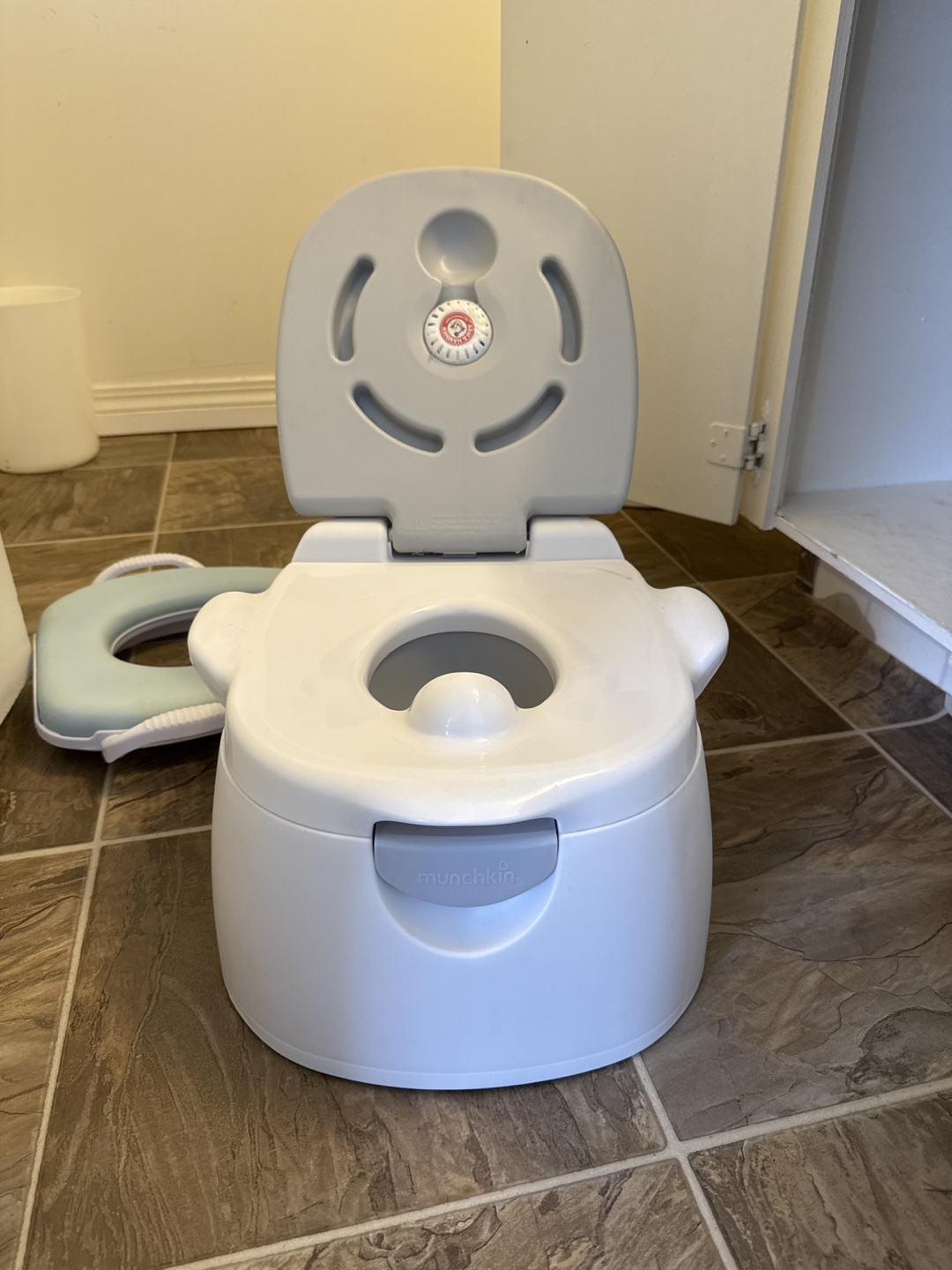 Munchkin Step-Stool Potty Training Toilet