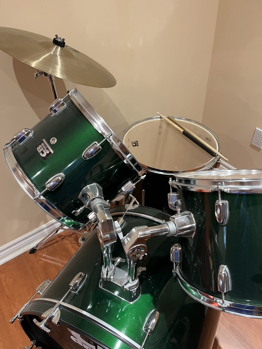 Used 3-Piece Drum Set - Green Sparkle