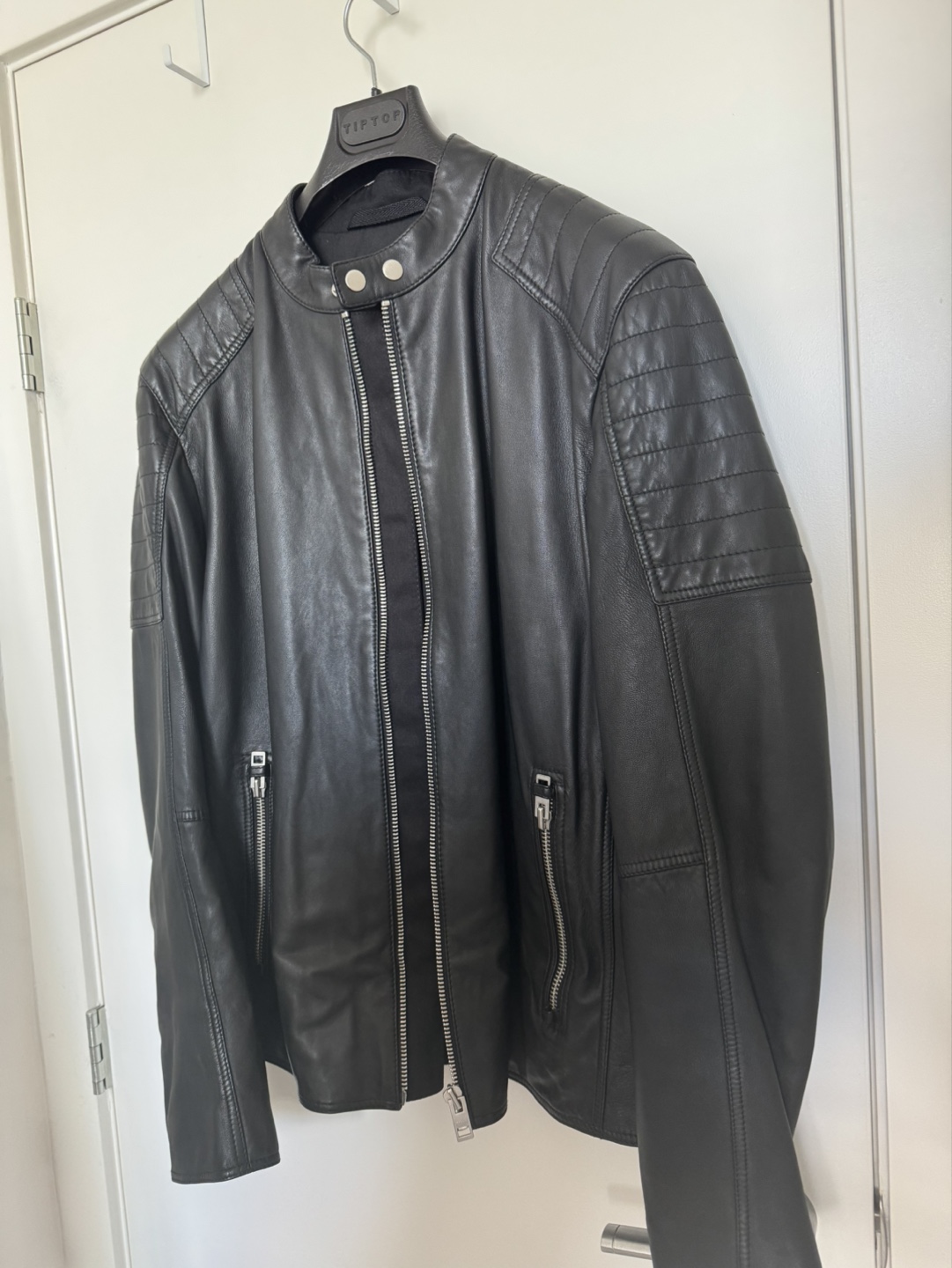 HUGO BOSS Men's Black Leather Jacket Size XL (52) - photo 3