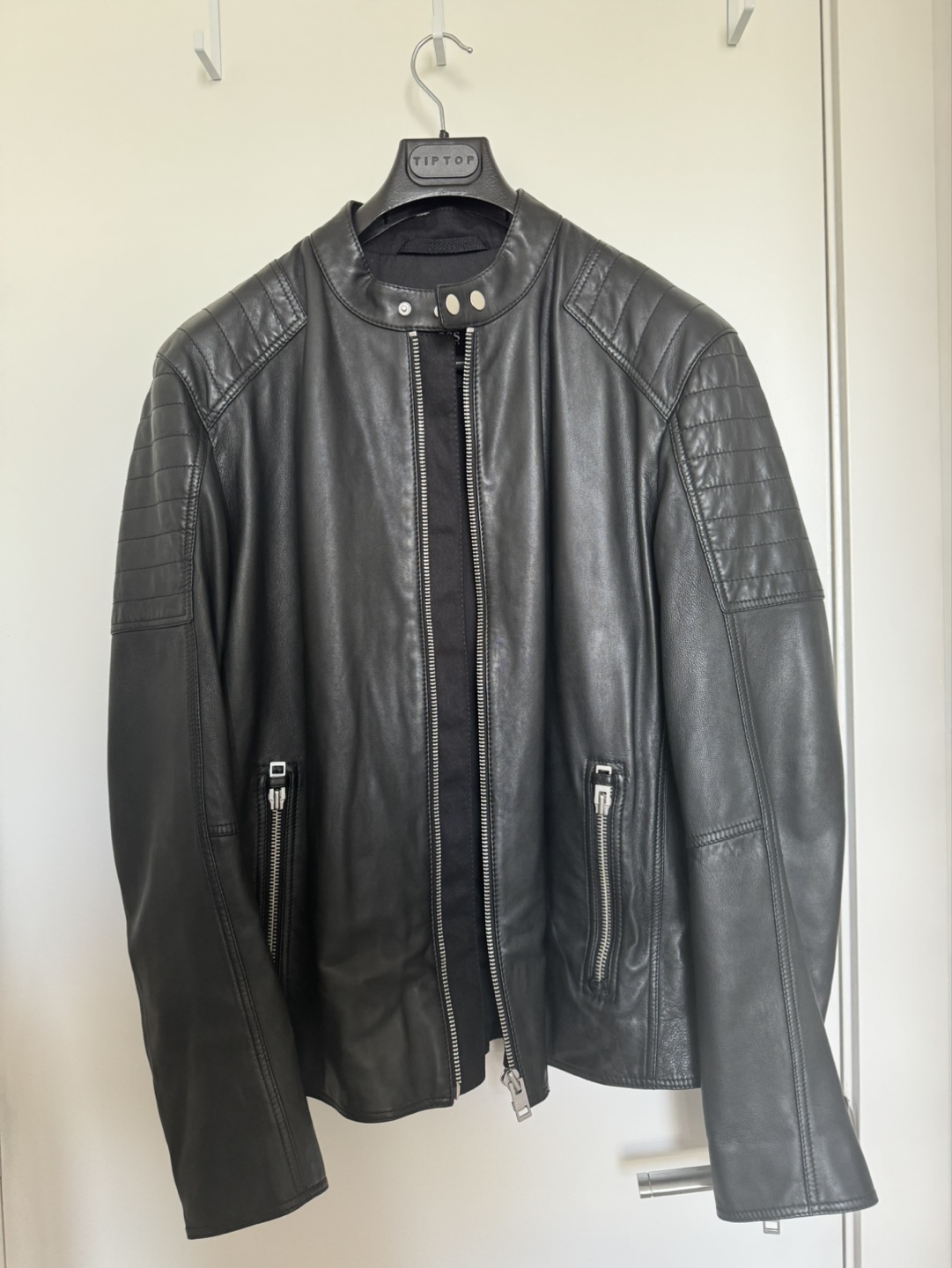 HUGO BOSS Men's Black Leather Jacket Size XL (52) - photo 2