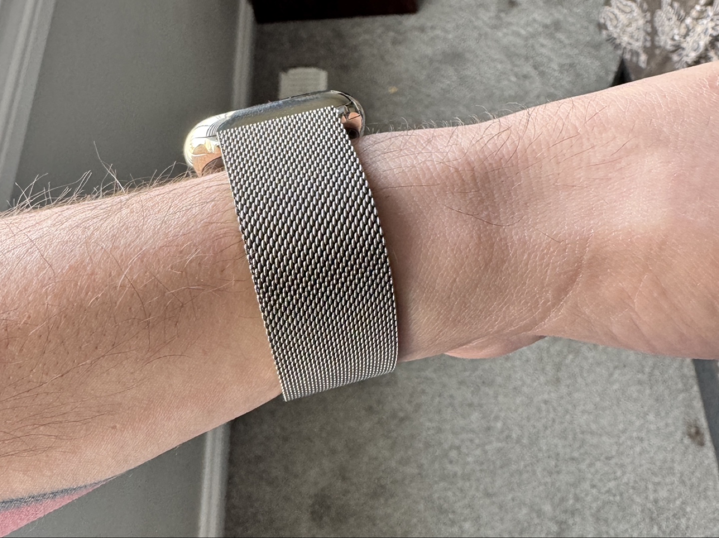 Apple Watch Series 7 45mm with Milanese Loop GPS + Cellular - photo 2